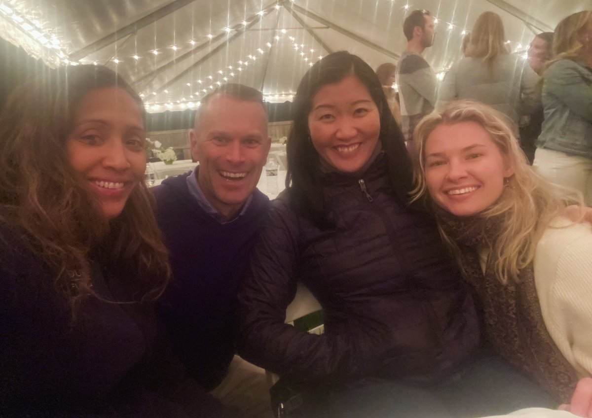 Long calls days/ORs/week… Getting to chill with these guys- not long enough. Stopped to hang w/some pretty amazing people after EBARS- a great arthroplasty conference. I got to see leaders in the field, connect w/old friends & see everyone welcome residents. #orthotwitter