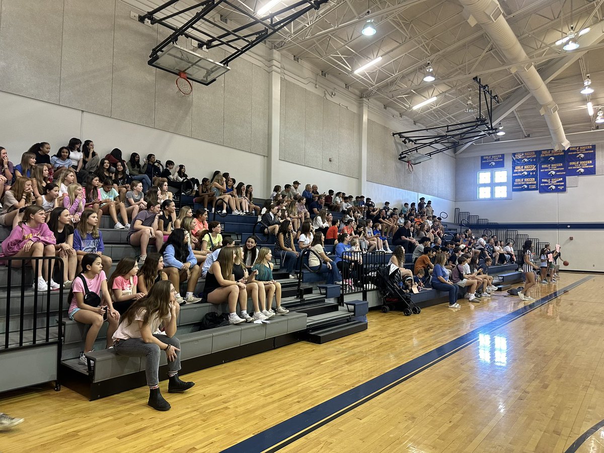 More fun pics from Rumble at the Ridge as we had such a great turnout: loud, spirited crowd, close game, multi-talented teachers/students & StuCo raising money for activities to support students. Love the heart of our students & community! #SoaringTogether💙🦅💛 @AliMiller33