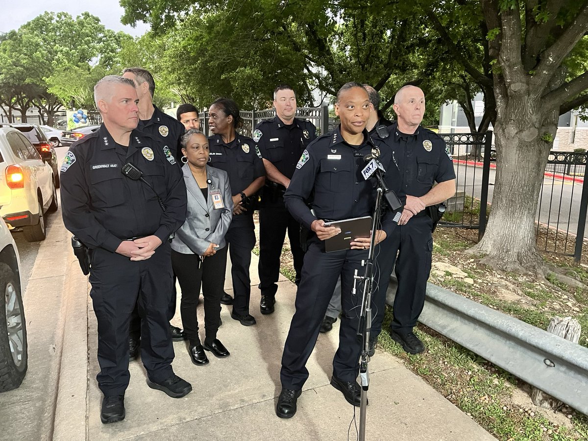 Interim APD police chief gives update on officer involved shooting. Police got a call of a physical disturbance. 2 officers knocked on front door, another went to back patio. Officer at the back saw suspect with gun walk towards front door, yelled “gun” and shot the suspect.