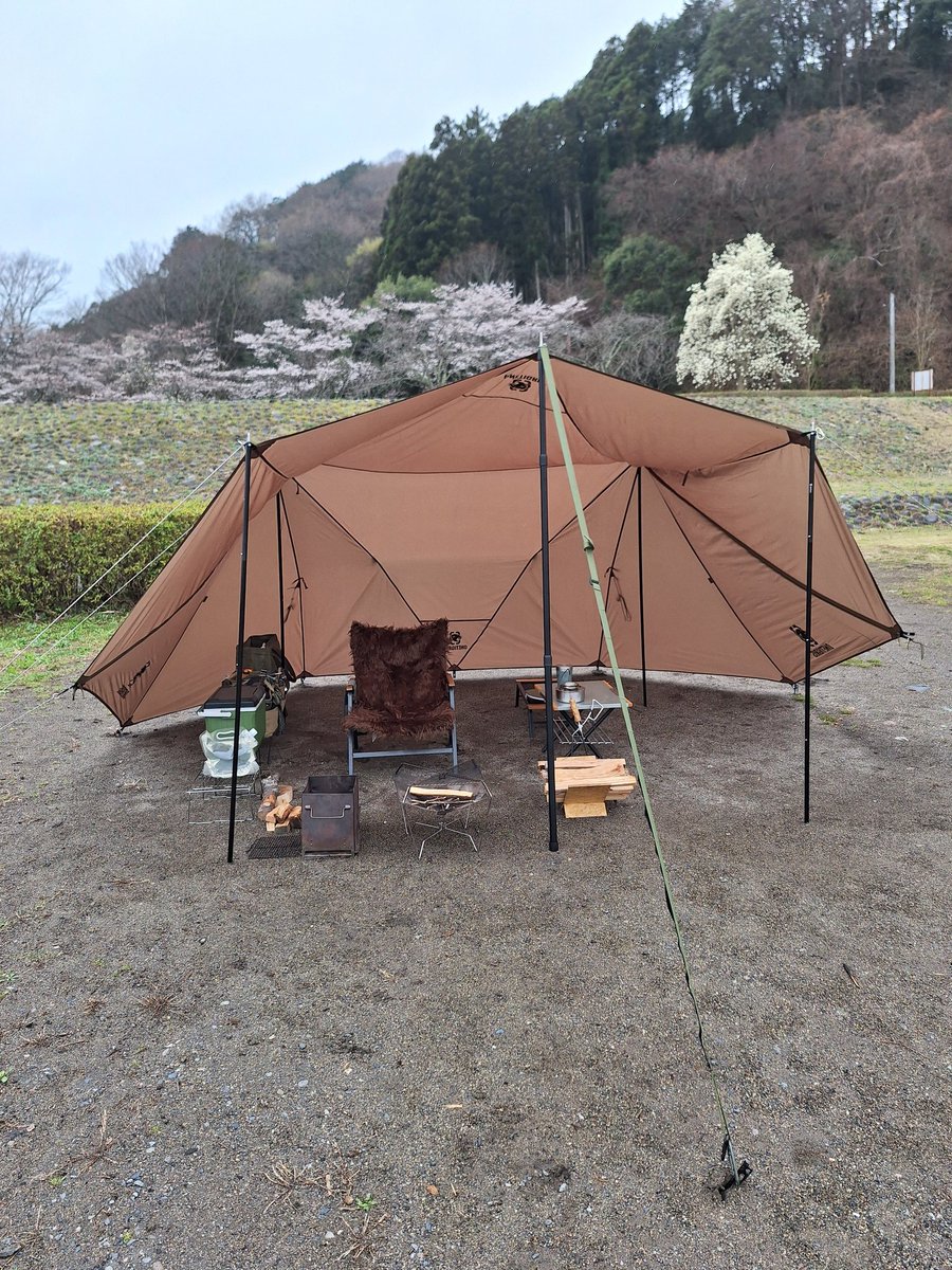 hide19680714's tweet photo. 天気はイマイチでしたが花見ソロキャン（場所は今市ではなく宇都宮） https://t.co/eQ3yVGWYbo