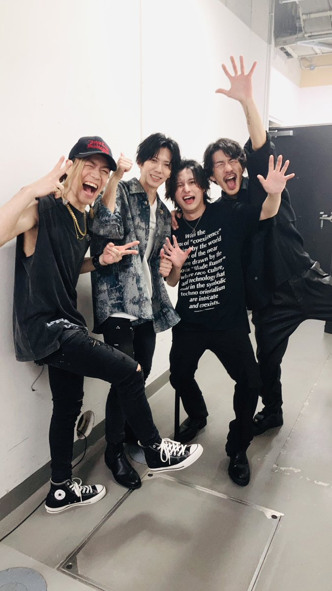 WANDS_INFO's tweet photo. 4/6(sat)
JAPAN Anison＆Rock Festival DAY1
@JpAnisonRockFes 
WANDSがトリを務めさせていただきました！

「大胆」LIVE初披露いかがでしたか？
ご感想は  #JARF  #WANDS でぜひお聞かせください♪

support Ba 二家本亮介 
support Dr 神田リョウ https://t.co/0NqHcaDqEL