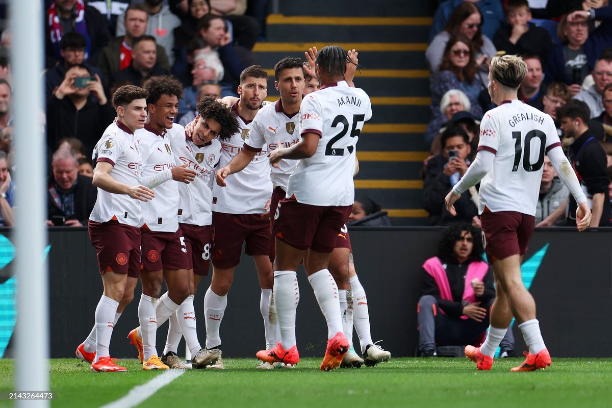 THREAD: 
Photos of the Manchester City match Crystal Palace 🩵🔥!!
#ManCity | #CRYMCI