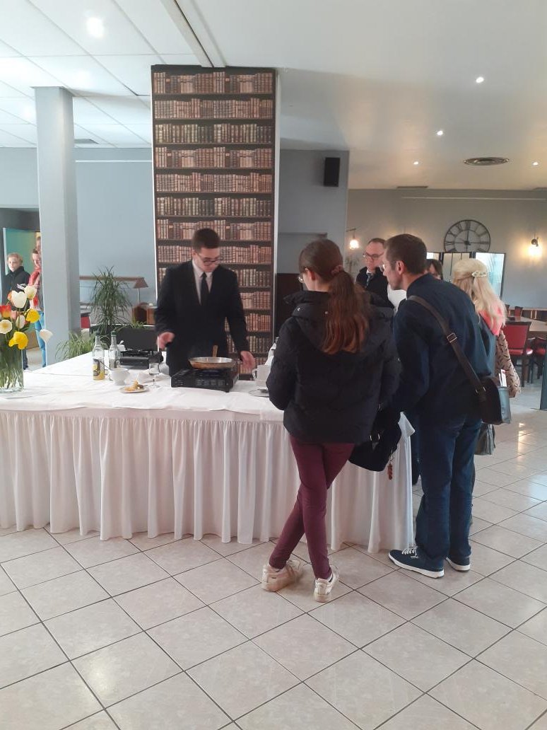 Lycée Roberval tweet media