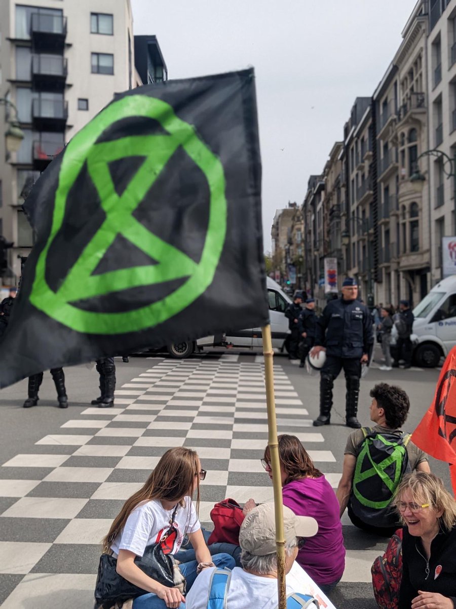 Extinction Rebellion Nederland tweet media