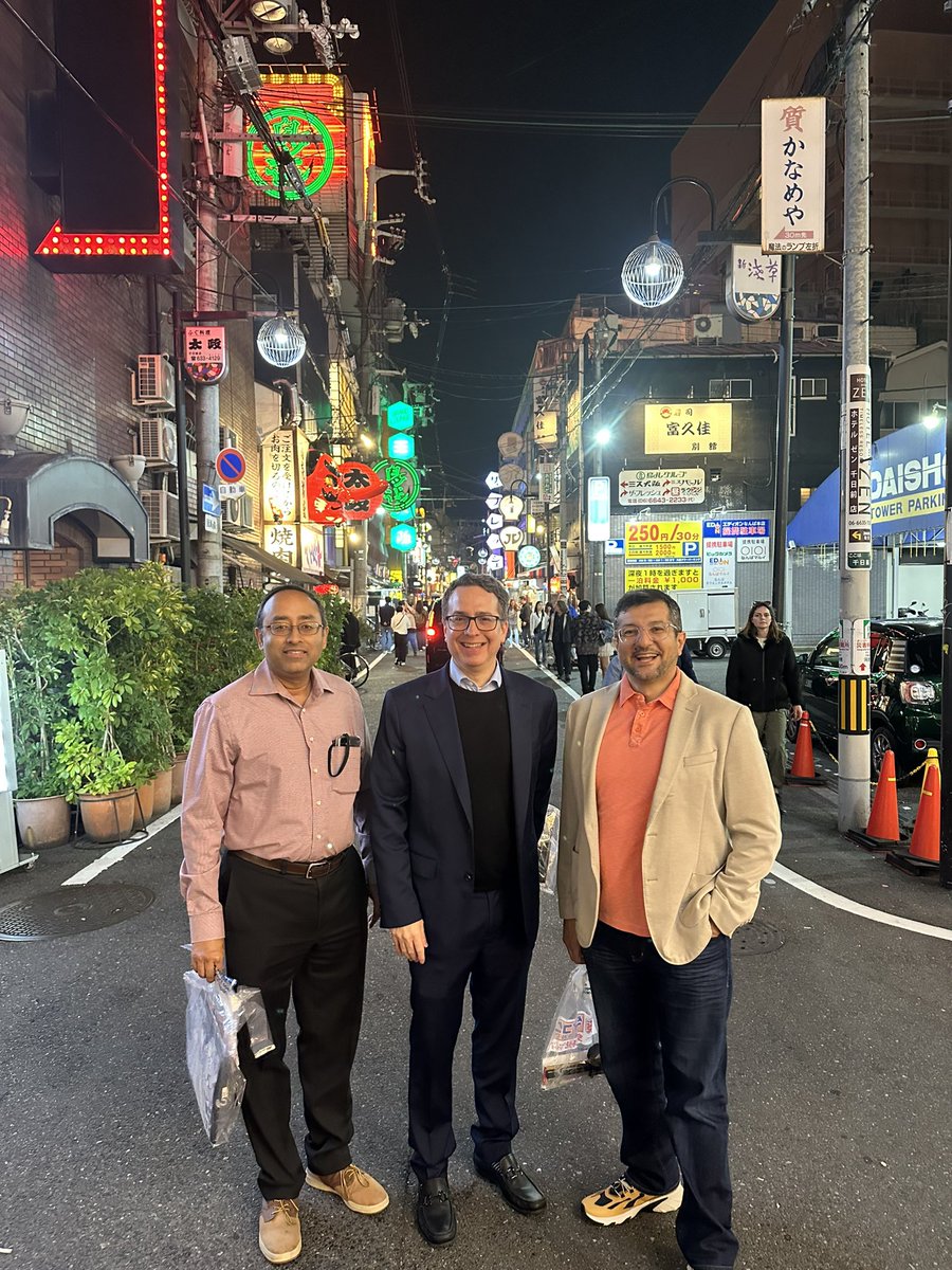 Unwinding in Osaka’s Dotonbori area after a long but engaging and enjoyable day of sessions at MPN Asia @AYACOUB7 #johnmascarenhas missed you @mpdrc @jjkiladjian