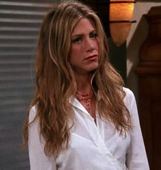 TheCinesthetic's tweet photo. rachel in friends https://t.co/FnSAJtu2cC