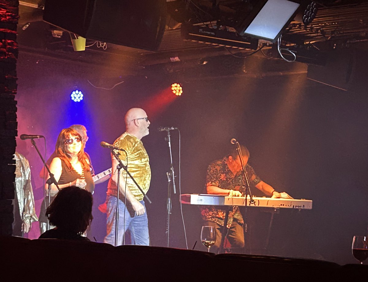 Another awesome day of #APS2024! Fantastic poster session (shoutout to <a href="/CMcKAguirreDVM/">Caroline McKinney-Aguirre</a>), amazing <a href="/GIL_trainee/">APS Gastrointestinal and Liver Section</a> symposium, where we found many fellow veterinarians (missing Caitilin Vonderhoe at least!), and ended the night with <a href="/GI_Distress/">GI Distress</a>! 
<a href="/CVMResearch/">NCSU CVM Research</a> <a href="/NcstateCvmT32/">NCState CVM Comparative Medicine Research Training</a>