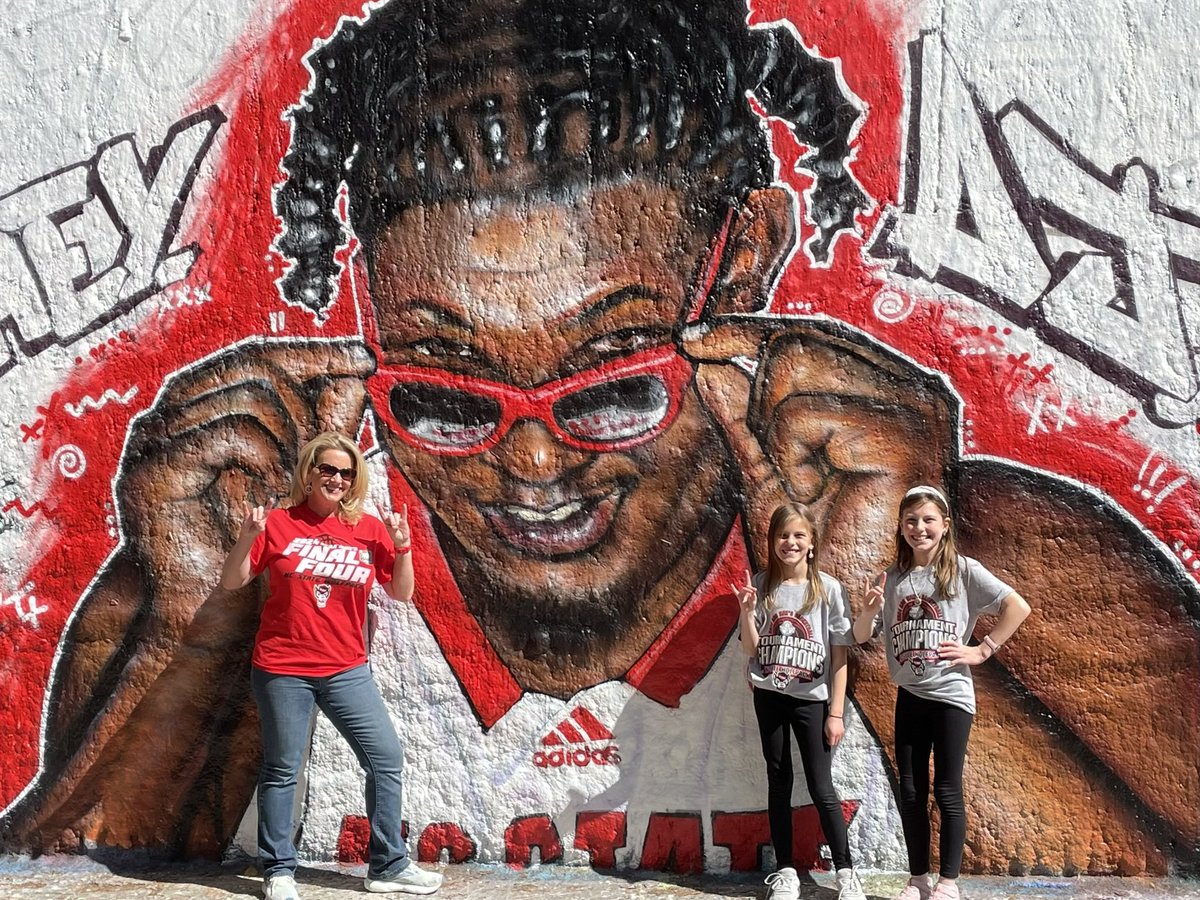 mwharrison11's tweet photo. Took my daughters to campus &amp; WRAL Gardens to join in on the WOLFPACK HYPE leading into the Final Four! #NCState @PackMensBball @PackPride #ncaafinalfour #myschool https://t.co/EYTL1Tr0UY
