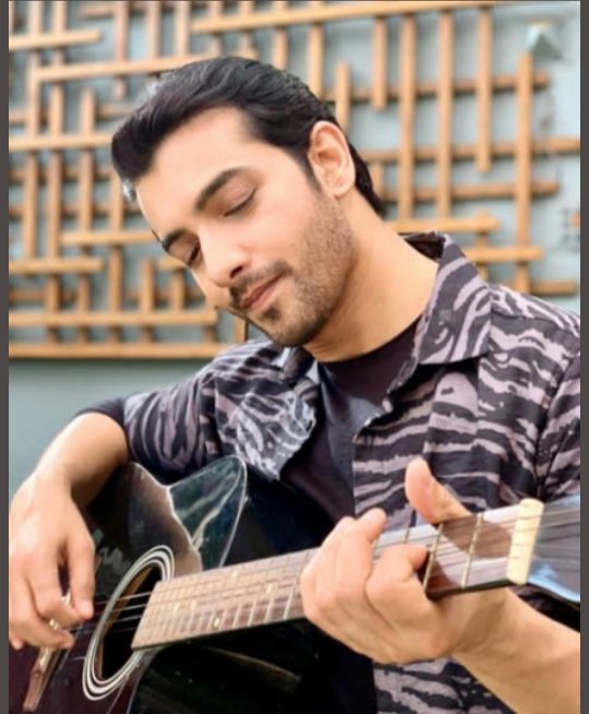 sharadking009's tweet image. Mr. Cute 💖💖
#SharadMalhotra #SMArmy