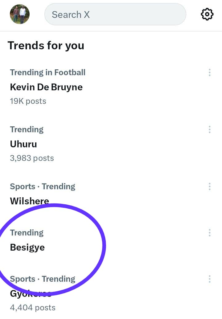 Barnabasikifefe's tweet photo. Loyalists are spreading his good messages and the regime apologists are propagating.

Ono President Besigye,yazalibwa kubalumya nyo emitwe. He was born unruly, or defiant. 😅 https://t.co/dty30K72Tm