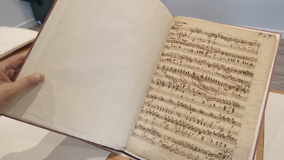 We had a wonderful time this afternoon sharing highlights from our #music collections with #IAMLASW delegates 🎼 #Beethoven #Mozart #Mendelssohn