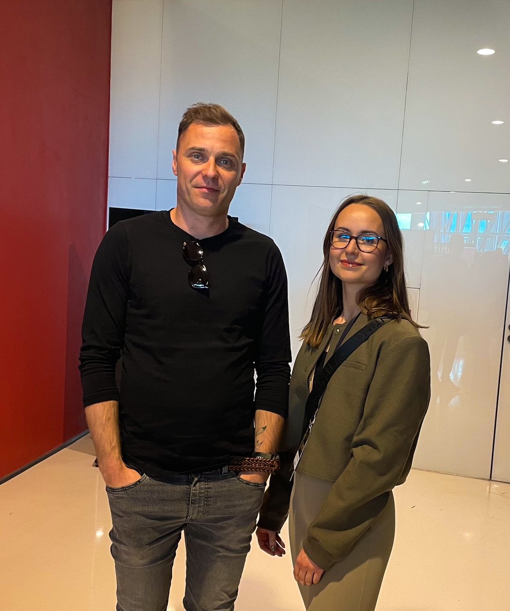weronikow's tweet photo. Networking na @InvestCuffs ✌️

Dzięki za wszystkie ciekawe rozmowy i frekwencję na stoisku @GameSwift_io https://t.co/zdPUfsyCVv