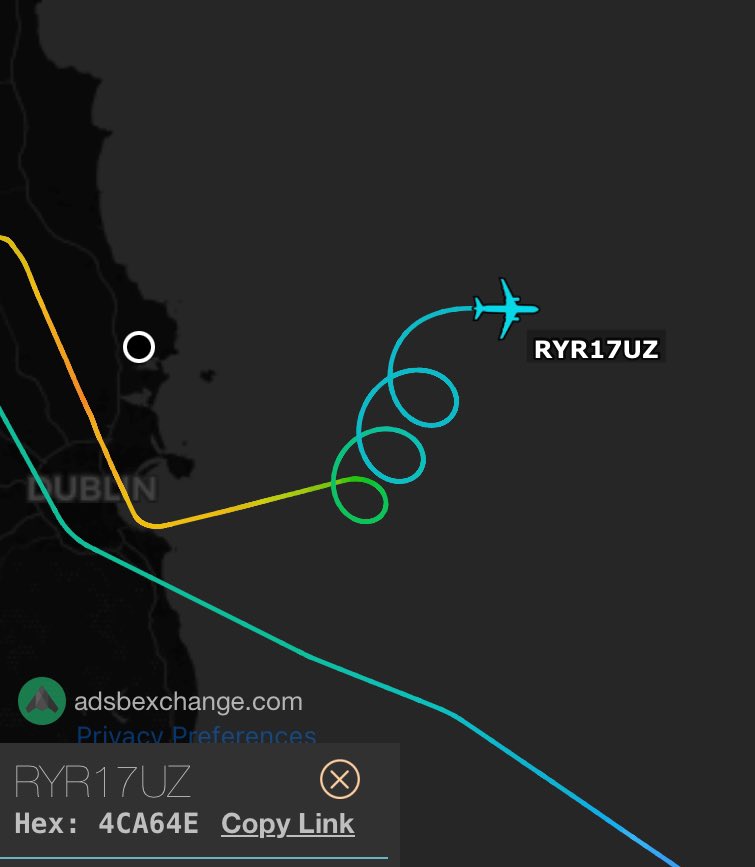 #FR9612 / #RYR17UZ is having some fun while waiting for a space to open up in Manchester to divert! #Aviation #AvGeek #DublinAirport #storm #StormKathleen