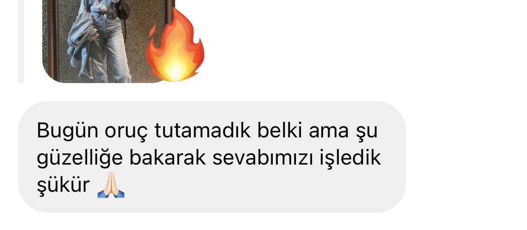 zorla insta açtırdığım arkadaşım storylerime böyle yanıtlar veriyo hata etmiş olabilir miyim ya