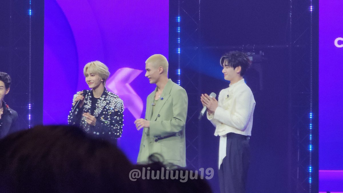 liuliuyu19's tweet photo. คิดถึงอทวอะ tt 
#CHUANGAsiaGrandDebutNight https://t.co/7kBFJWEI5d