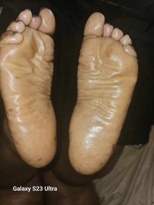 Can I Be Your Foot 👸 #Toes #feetworshi̇p #solez #Soles  Come Show My @Pornhub page Some Love ❤️  Link<a href="/tag/toes"class="tags">#Toes</a><a href="/tag/feetworshi%CC%87p"class="tags">#feetworshi̇p</a><a href="/tag/solez"class="tags">#solez</a><a href="/tag/soles"class="tags"><span>#soles</span></a>