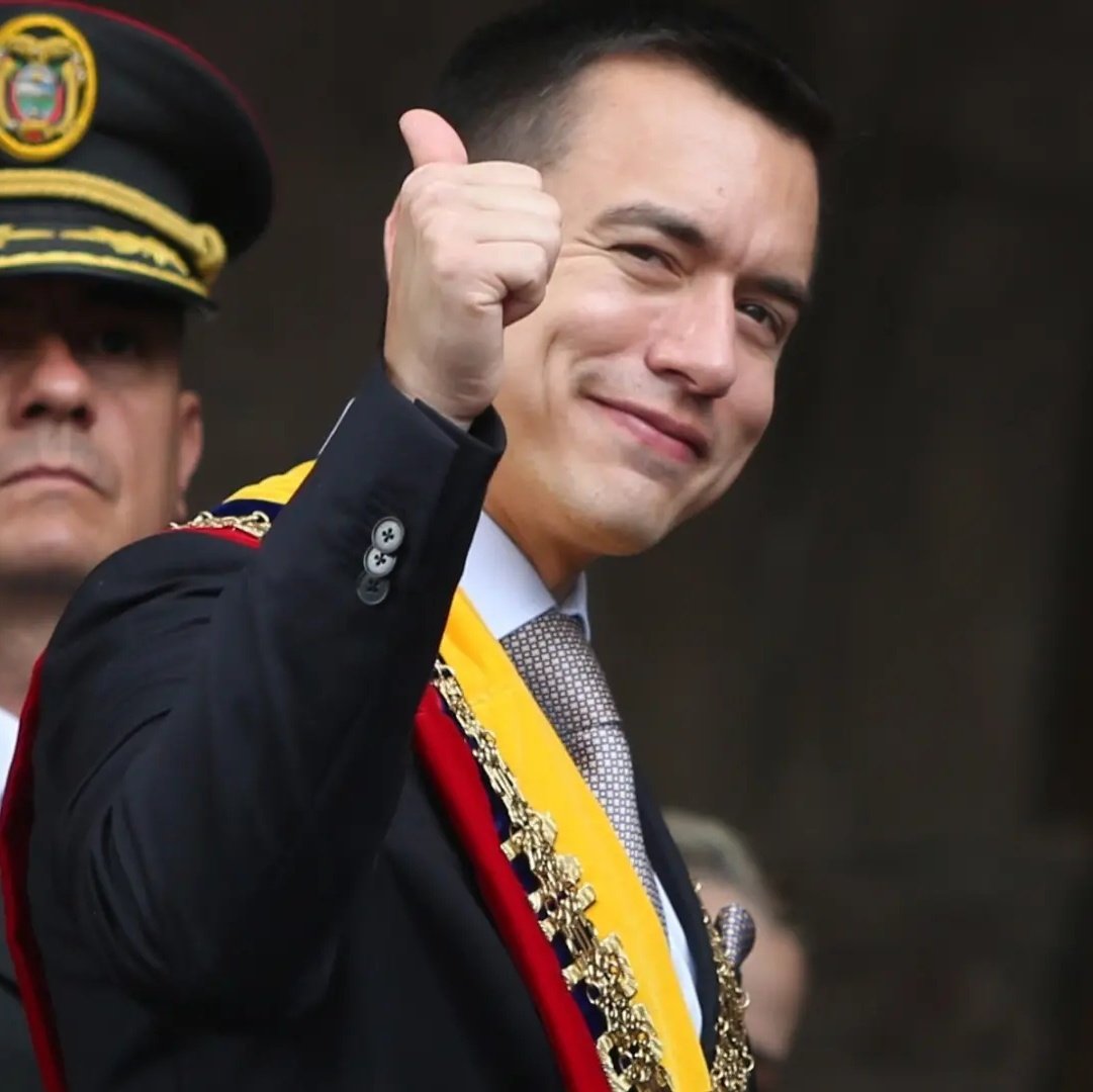 El presidente Daniel Noboa de Ecuador está decidido a acabar con todas las mafias que hace unos meses quisieron tomarse al país. No es un 'nuevo Bukele', es un Noboa con nombre propio 👏🏾👏🏾