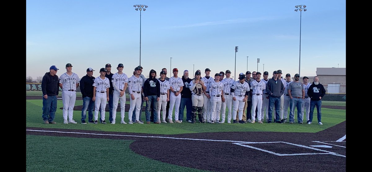 StaleyBaseball's tweet photo. Outstanding Senior night for the Falcons. We are very greatful to these Falcon parents for all they have done to raise such fine young men.  The Staley coaching staff says “thank you” for the opportunity to coach them. @SHSFalcons https://t.co/Jx36PeJNek