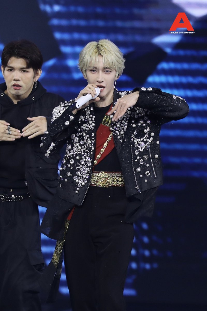 around_ent's tweet photo. Performance สุดปัง!​ จากรุ่นพี่ “หลิวอวี่” ที่มามอบความพิเศษในค่ำคืน CHUANG ASIA THAILAND Debut Night 

#หลิวอวี่ #LiuYu #刘宇 
#CHUANGAsiaGrandDebutNight
#CHUANGAsia #CHUANGAsia2024
#CHUANGAsiaFinal https://t.co/4LMEKbjBnK