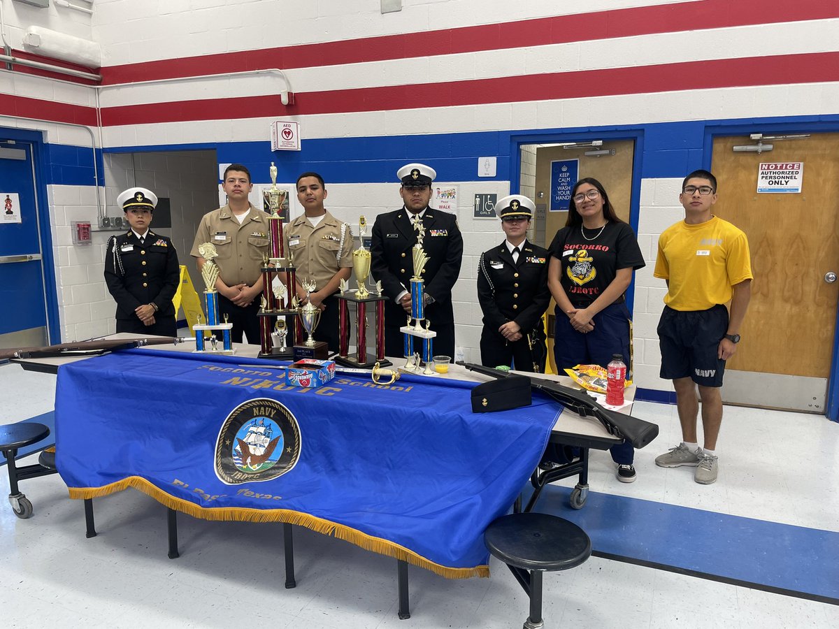 Thank you to our Socorro HS ROTC for participating at our Career Day! Proud to have our own Bulldogs celebrating their military career goals! @SocorroISD @Socorro_HS1 @counselor_HDHES
