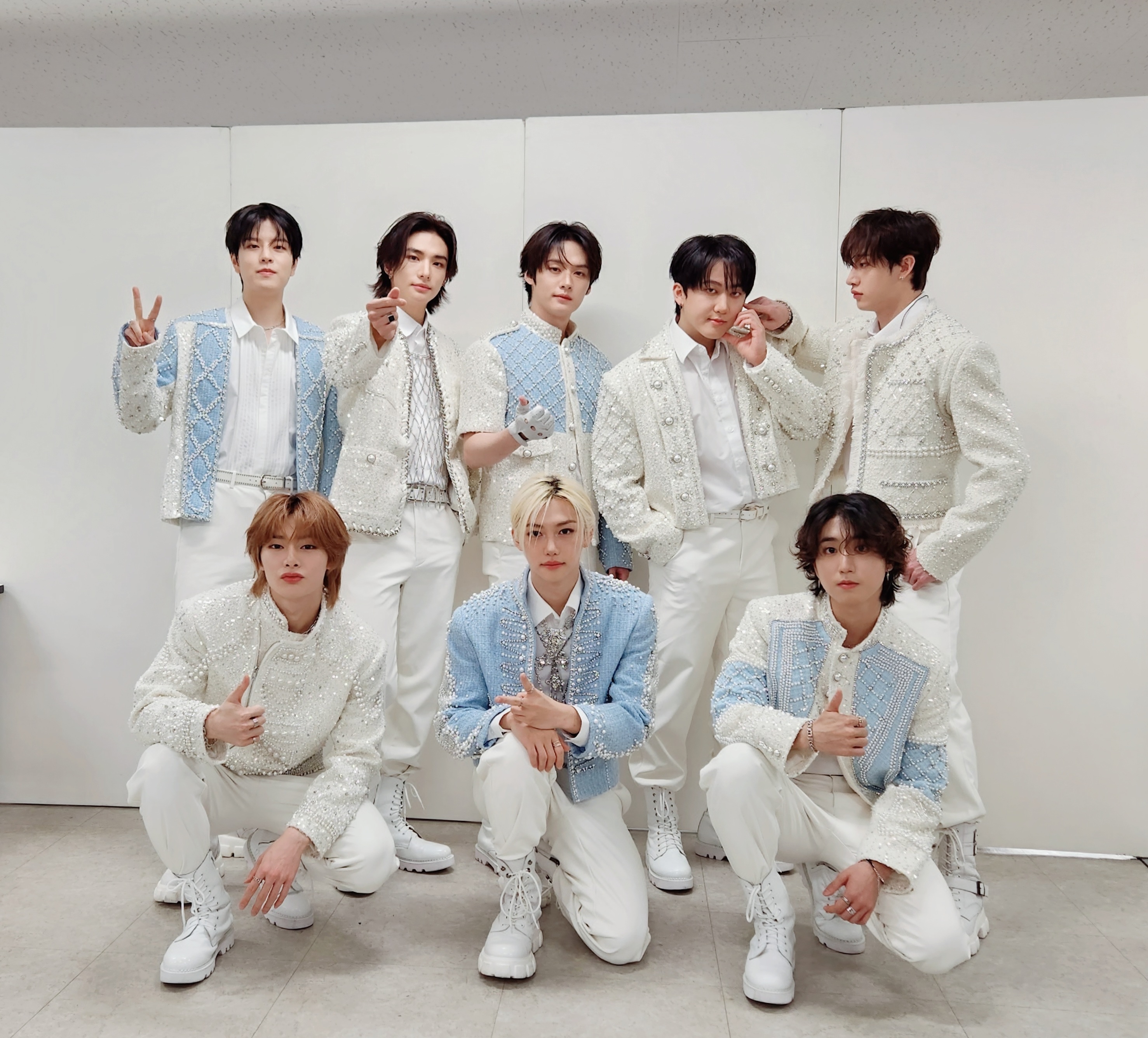 Stray Kids Japan Official on X: Stray Kids Japan Official on X: