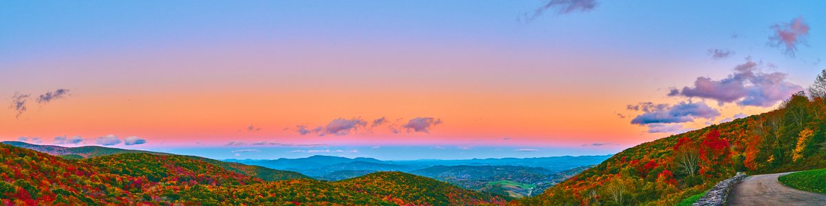 Sunset at Grayson Highlands State Park in Virginia was stunning on 10-16-21. #photography #fineartphotography #landscapephotography #sunset #mountains #Virginia #GraysonHighlands #autumn #fall #FallColors