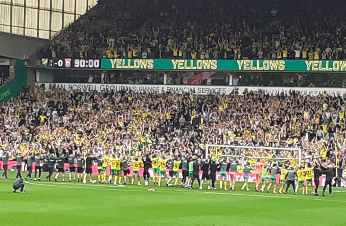 Canaryb1rd's tweet image. What an atmosphere!  I loved that hardly anyone had left the ground at the end #ncfc #OTBC #COYY
