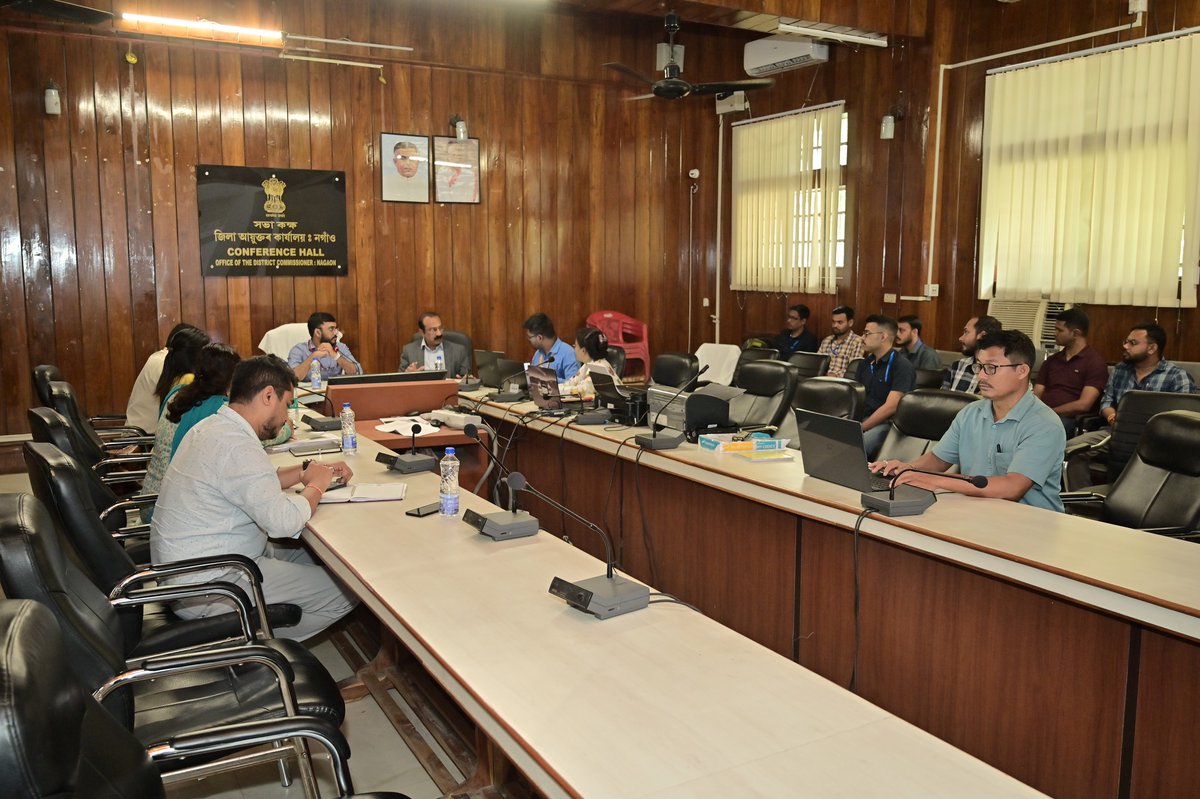 dc_nagaon's tweet image. Today, on 6th April 2024, an important meeting was held at DC’s Conference Hall Nagaon regarding #Randomization of polling personal of the forthcoming #LokSabha election.