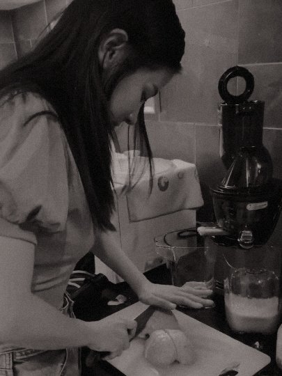 inbetweenaxis's tweet image. ㅤㅤ
Serius banget kakaknya...
ㅤㅤ