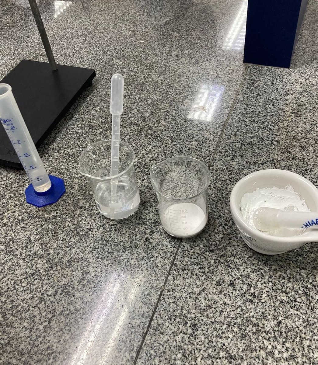 notesoobin's tweet image. lab de ontem study!!