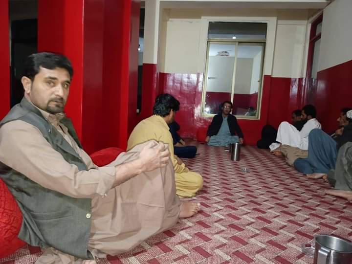 #BachaKhanCircle: 25th Session Discussed 'nonviolence' in our circle at Bacha Khan Markaz Qila Saif Ullah ...no peace or tranquility will descend upon the people of the world until nonviolence is practiced, because nonviolence is love and it stirs courage in people. ~Bacha Khan