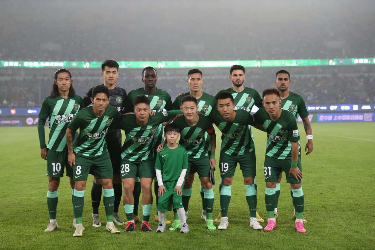 ZhejiangFC1998's tweet photo. FT:Zhejiang FC 1-2 Qingdao West Coast https://t.co/9IH3mJiw1q