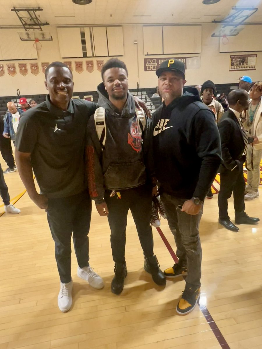 MVP kinda night🏀🔥💯
<a href="/chii4k_/">Machi Chester</a> 
<a href="/LethalShooter__/">Lethal Shooter</a> 
<a href="/TheRealBdotInge/">Brian Inge</a>