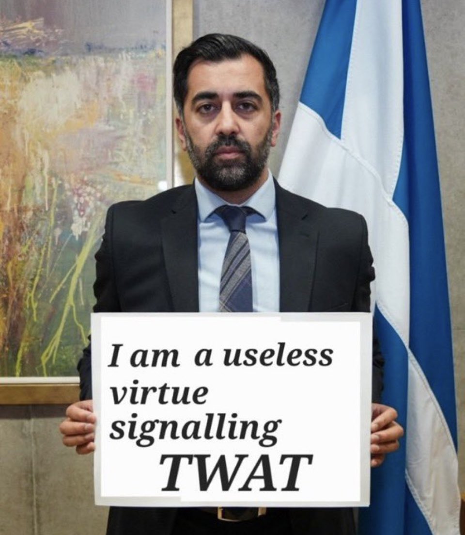 NZblanc's tweet image. Same virtue signalling as #humzayousless