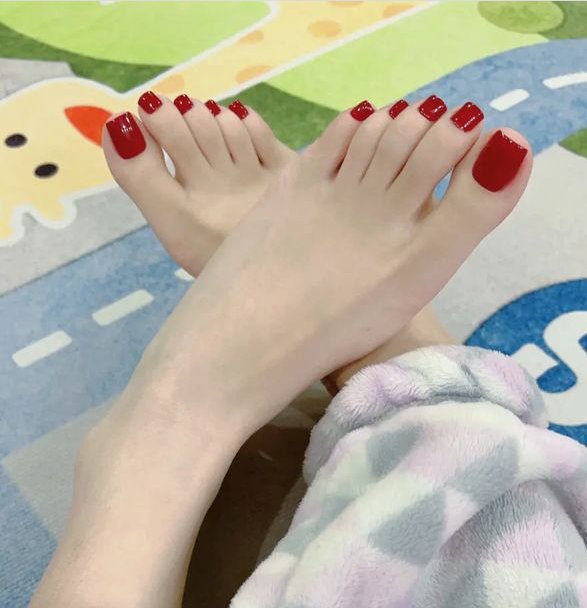 美足👣Lickable Feet (@BeautyOfFoot) on Twitter photo 2024-04-09 14:13:00