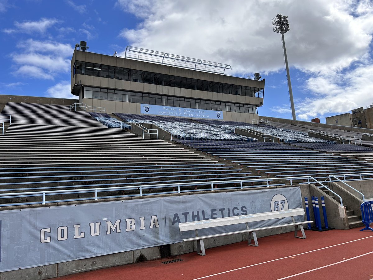 Had a great time visiting Columbia this Thursday, and meeting with some of the coaches, thank you @CoachAJG for having me. Looking forward to being back! @coachjlovelady @MCHawksOfSteel @MCFootballCoach @MC_Recruiting @OneOnOneKicking @RecruitGeorgia