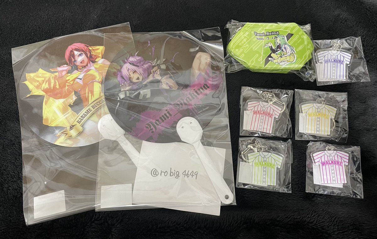 robig4649's tweet photo. 【交換】マクロス デジダルガチャ

【譲】画像1
【求】画像2 各1ずつ　多少優先がある為ALTに記載いたします。

郵送のみ
お声掛けよろしくお願いいたします。 https://t.co/zDG27c0VBT