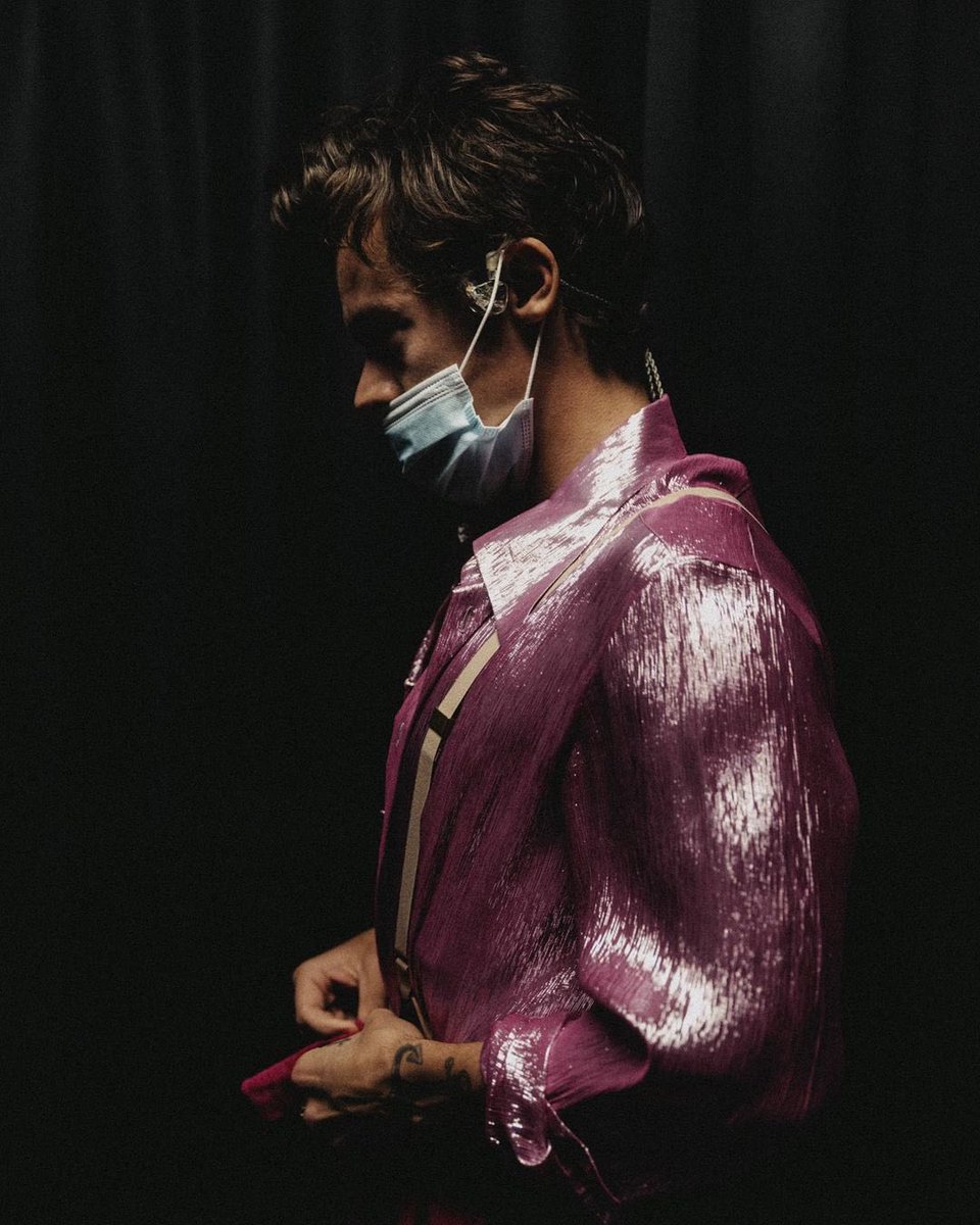 harry styles (@hs7405474) on Twitter photo 