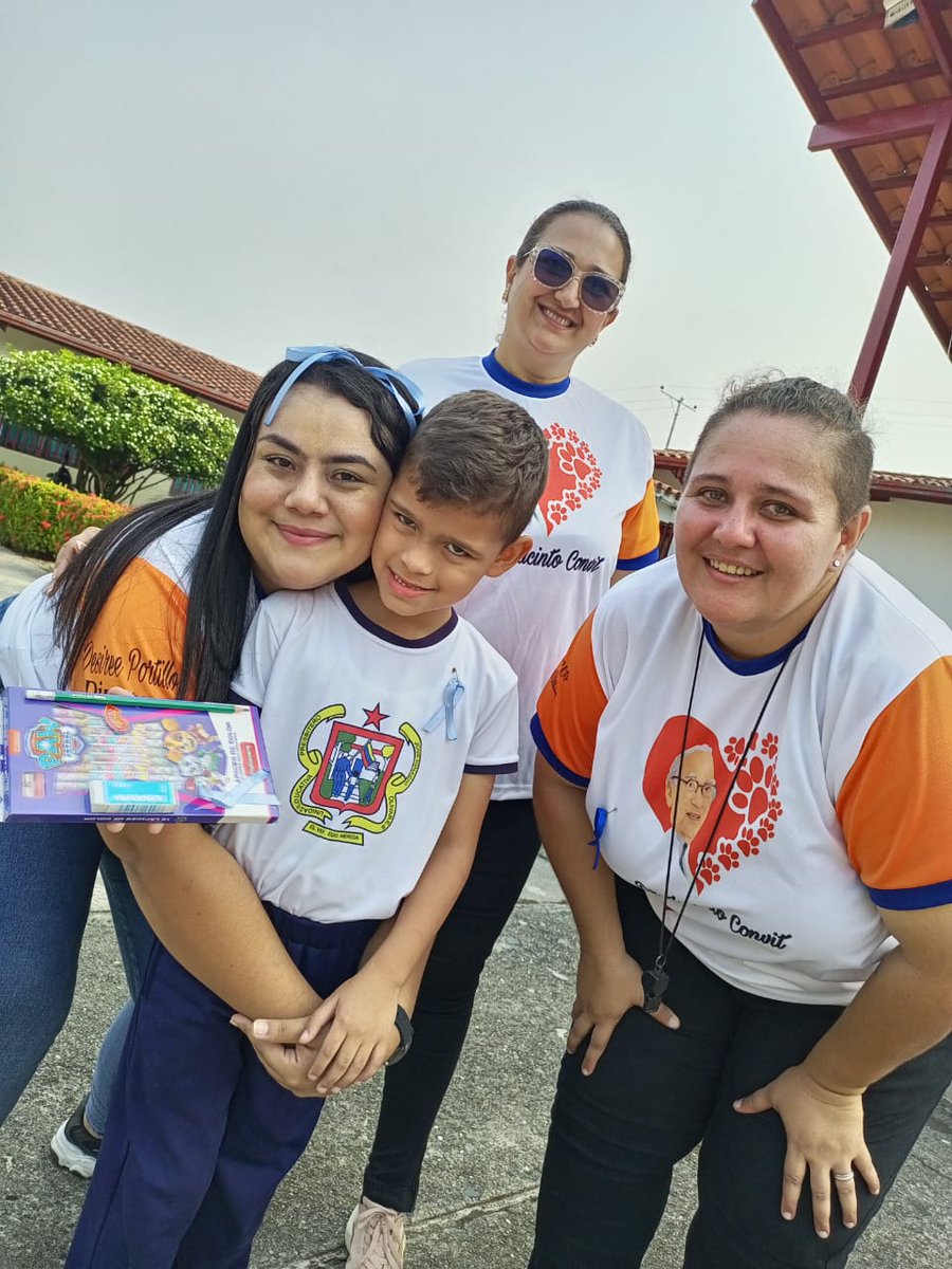 #06Abr CENTRO DE CIENCIAS DR. JACINTO CONVIT DESPLIEGA ACTIVIDADES CON NIÑOS AUTISTAS EN INSTITUCIONES EDUCATIVAS DE #ELVIGÍA 👇 instagram.com/p/C5WoX2vuXpB/… @Jacintoconvit_ @Gairimar