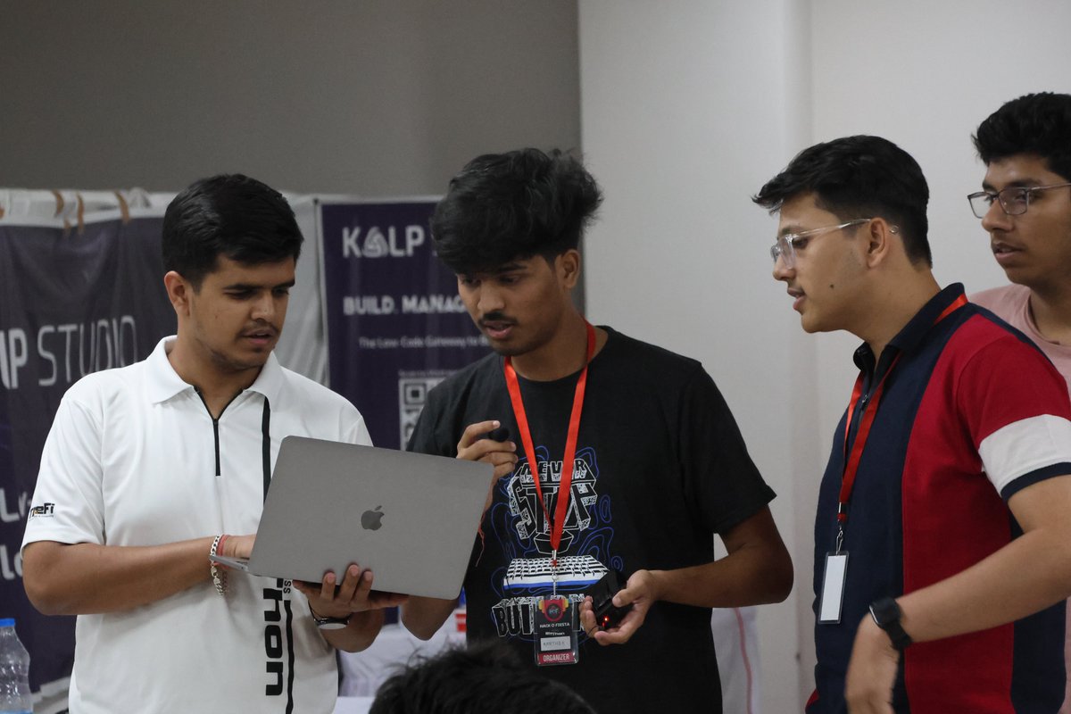hof_iiitl's tweet photo. BizThon's got something brewing for the Hackers at Hackofiesta🧑🏻‍💻, 
and it smells like giveaways! 🎁
@BizthonOfficial  has an announcement coming soon. Don't miss it!

#bizthon #hackofiesta #techculture #hackathonreality #innovationjourney https://t.co/f59QuOiFqc