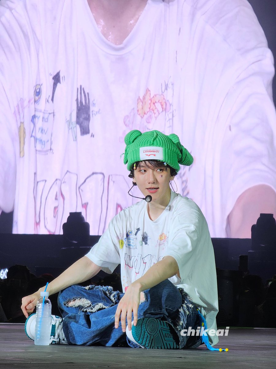 BAEKHYUNinweibo's tweet photo. 한입거리👌 cr.吃可爱长大的

#백현 #BAEKHYUN #EXO @B_hundred_Hyun https://t.co/bqdd5SYPIw