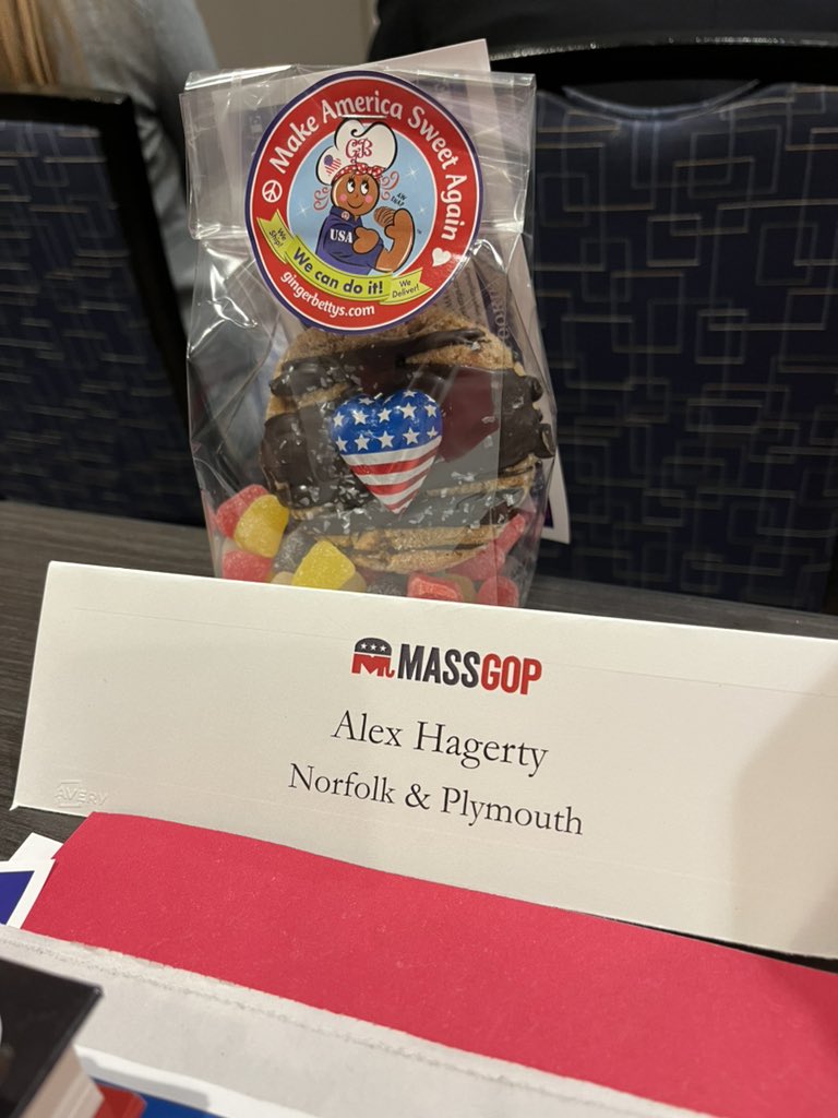 First @massgop State Committee meeting is underway in Burlington! Moving Massachusetts Forward! #LetsWinTogether ❤️🇺🇸💙🐘 #mapoli