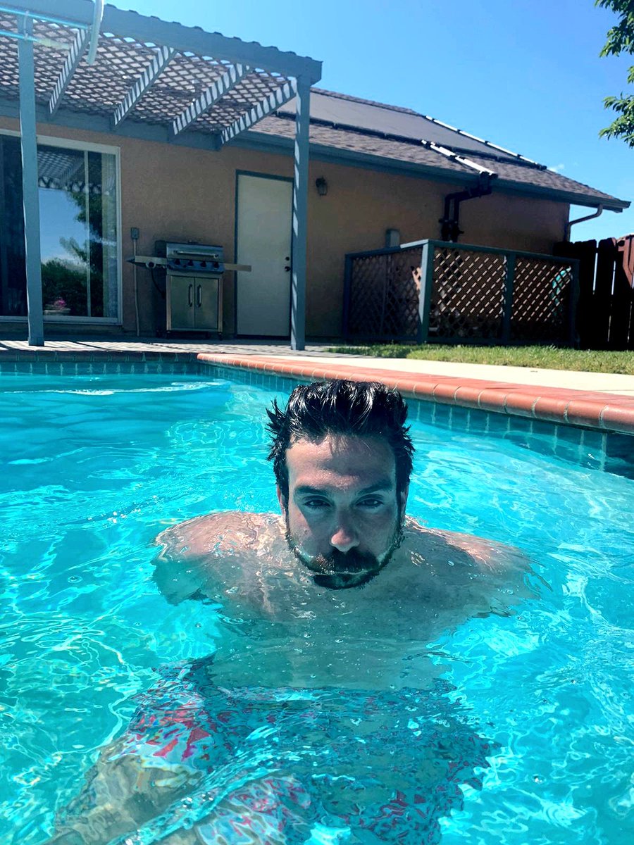 stefvasi's tweet photo. It's a hot day! 
Time to get WET!💦💦
#wet https://t.co/jFWALR9fCj