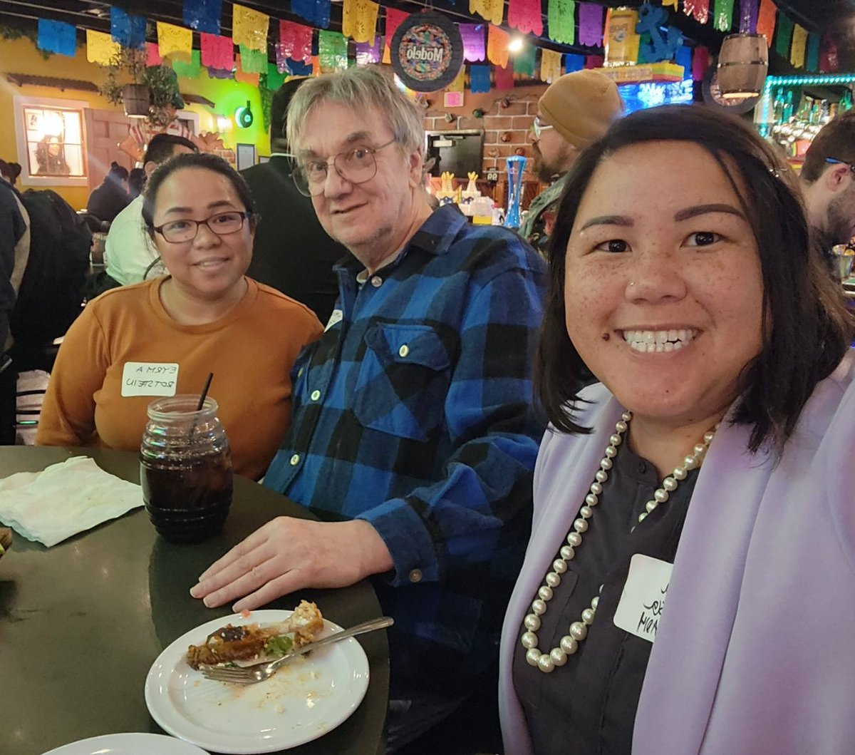 FULL HOUSE 1st ever @ClarkDems East LV Caucus mtg last night! Thx @Donna_West @kevinfornevada for running the mtg & @tsegerblom for sponsoring! Our community wrote out issues to work on & built community w/one another. Excited for the work & thx all who came! #EastLVPride #NVLeg