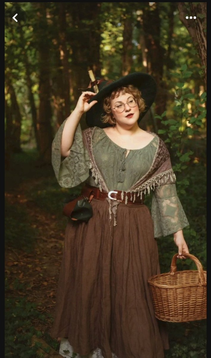 sheepgotohello's tweet image. How does Pinterest see you? Search the categories:
-fashion
-Pantone
-mood
-food

Y&apos;all I can&apos;t even with the mood one