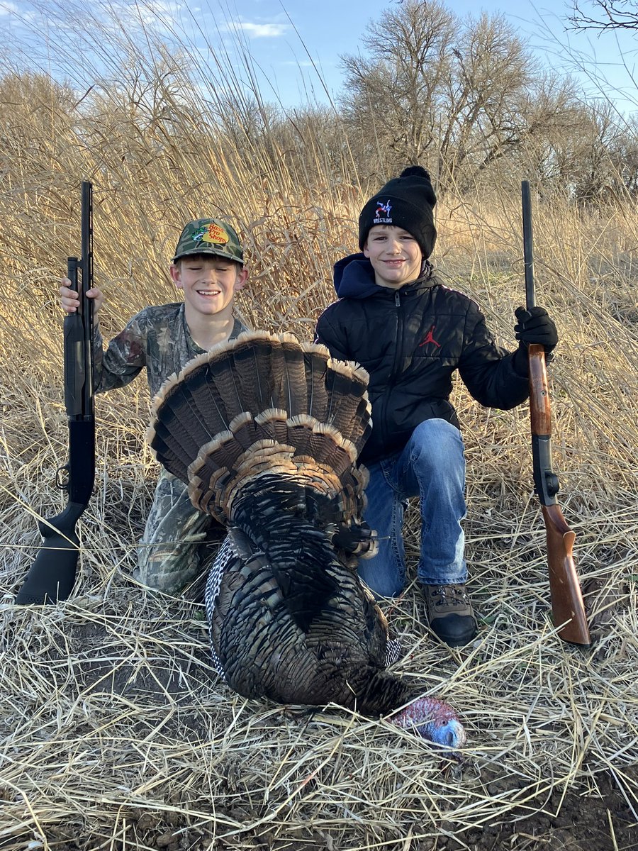 derrickclev's tweet photo. Boys had a successful Youth Turkey Opening Weekend. #TakeEmHunting @NEGameandParks https://t.co/hFP4kQeMik