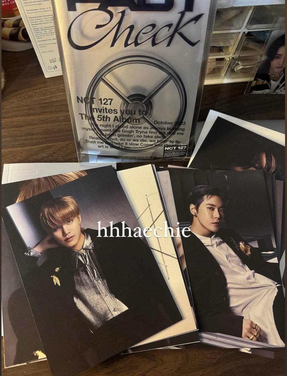 hhhaechie's tweet photo. Ku mau giveaway unsealed album fact check NCT 127 no pc karena ku sedang sedih gak dapet sec Dream tds 3 jkt 😭 https://t.co/cTK1TrdVXF