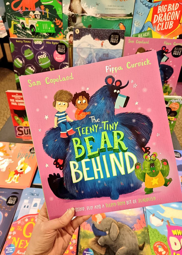 We enjoyed The Bear Behind @stubbleagent & now can find out what happens when Ivor's best friend plays with someone else. Is that a little green-eyed bear? #TheTeenyTinyBearBehind is out now @RiversideHemel #waterstones #picturebooks #halftermreads waterstones.com/book/the-bear-…