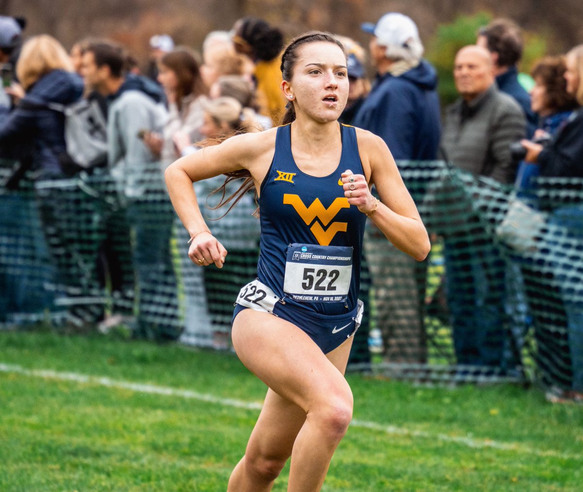 A day to celebrate our Mountaineers! 💛💙 Happy #NationalStudentAthleteDay! #HailWV