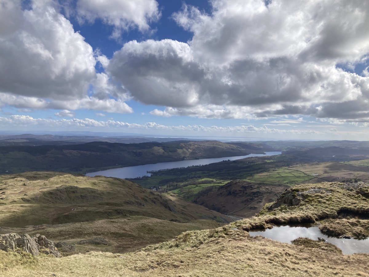 Enjoying fabulous views on the way back down to Coniston. Last week’s wonderful walking to Wetherlam ⛰️ #LakeDistrict